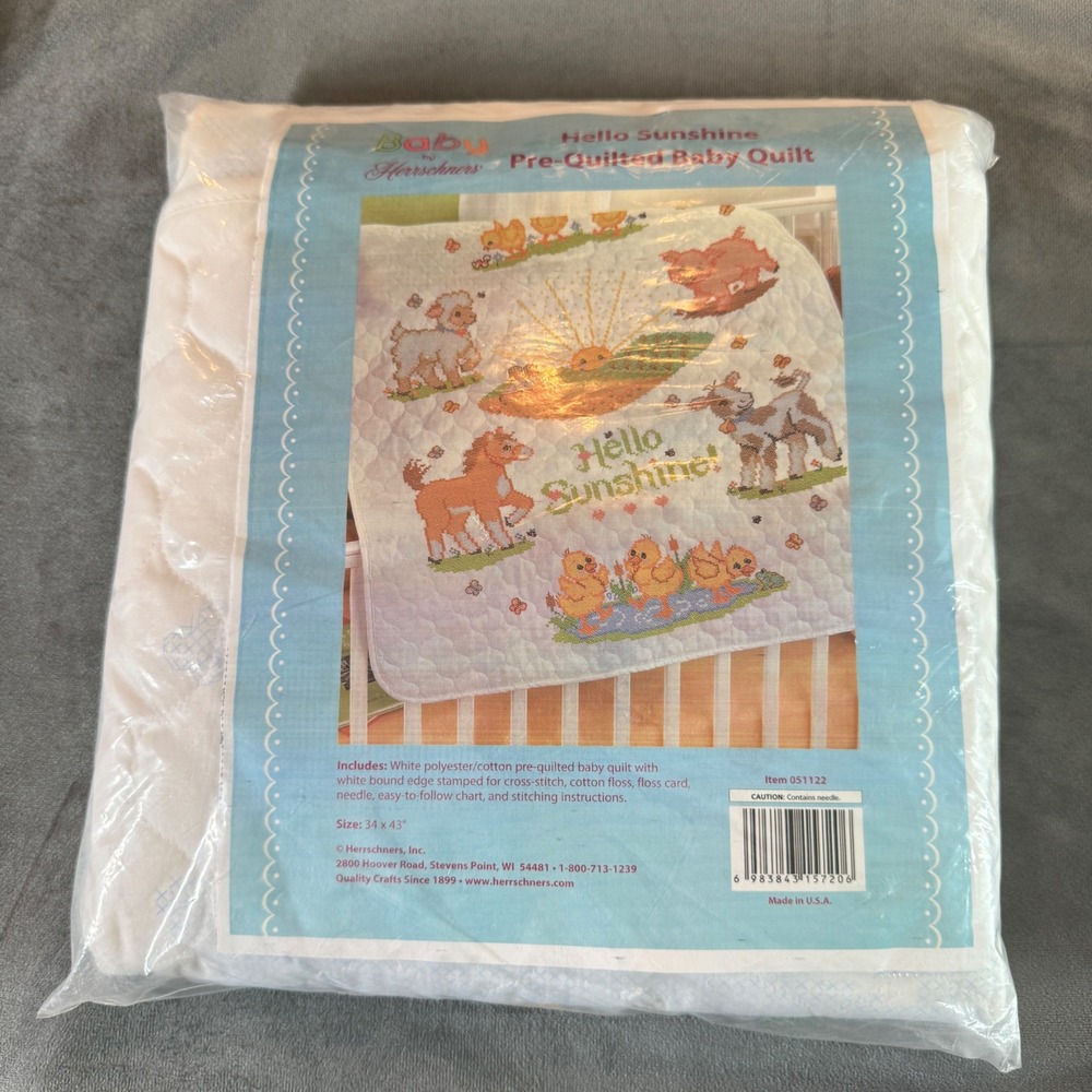 Herrschners Baby Quilt Kit 34x43 White Hello Sunshine Animal Nursery Stamped DIY